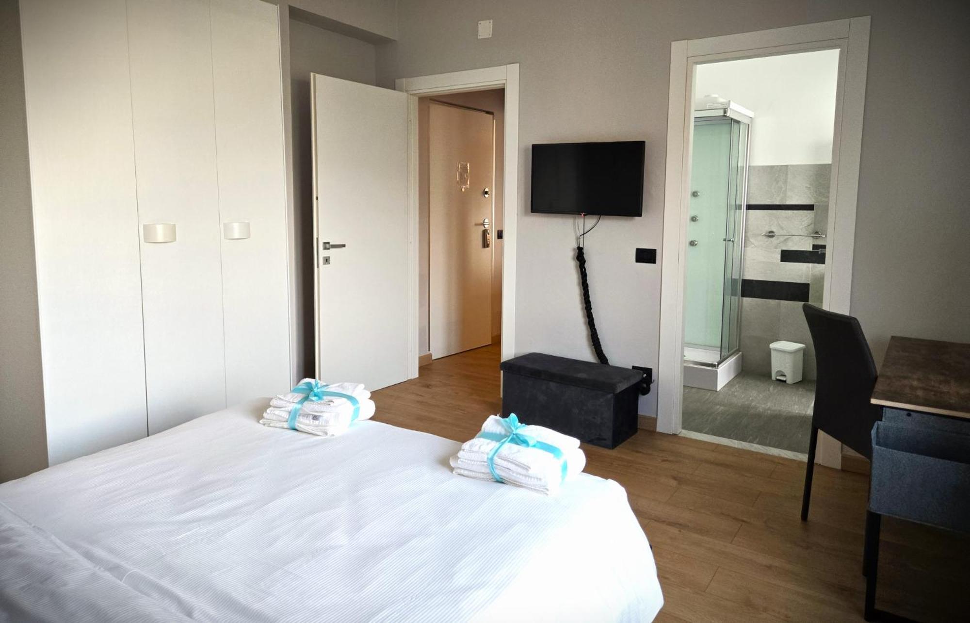 7 Lakes Aparthotel Burolo Exterior photo
